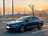 Volkswagen Jetta-16