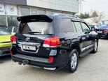 Toyota Land Cruiser-5