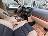 Toyota Land Cruiser-9