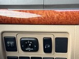 Toyota Land Cruiser-13