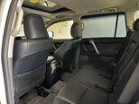 Toyota Land Cruiser Prado-16
