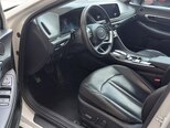 Hyundai Sonata-12