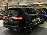 BMW X7-6
