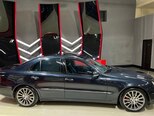 Mercedes E 300 d-4
