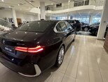 BMW i5-8