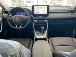 Toyota RAV4-14