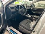 Toyota RAV4-12