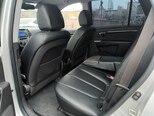 Hyundai Santa Fe-11