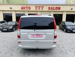 Mercedes Viano-7