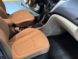 Hyundai Accent-6