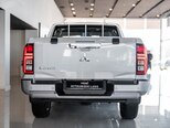 Mitsubishi L200-6