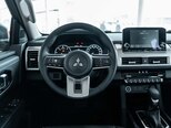 Mitsubishi L200-14