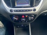 Hyundai Accent-4