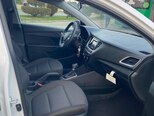 Hyundai Accent-15