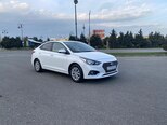 Hyundai Accent-12