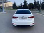Hyundai Accent-6