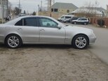 Mercedes E 270-3