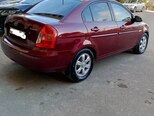 Hyundai Accent-6