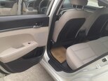 Hyundai Elantra-9