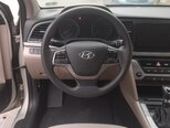 Hyundai Elantra-13