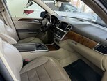 Mercedes GL 500 4MATIC-10