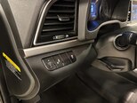 Hyundai Elantra-12