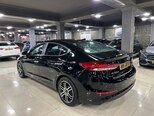 Hyundai Elantra-4