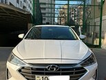 Hyundai Elantra-1