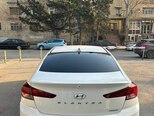 Hyundai Elantra-2