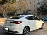 Hyundai Elantra-5
