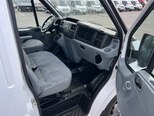 Ford Transit-10