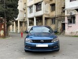 Volkswagen Jetta-1