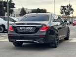 Mercedes E 300-9