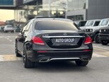 Mercedes E 300-7
