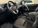 Toyota Land Cruiser Prado-8