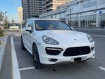 Porsche Cayenne-1
