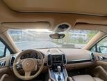 Porsche Cayenne-9