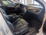 Hyundai Sonata-12