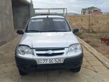 Chevrolet Niva-1