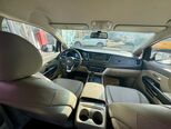 Kia Carnival-9