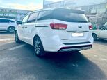 Kia Carnival-7