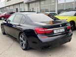 BMW 740-9