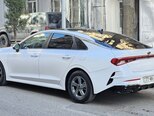 Kia K5-7