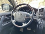 Toyota Land Cruiser-10