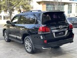 Toyota Land Cruiser-12