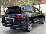 Toyota Land Cruiser-11