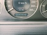 Mercedes E 220 d-9