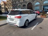 Kia Carnival-5