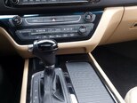 Kia Carnival-17