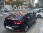 Hyundai Elantra-4